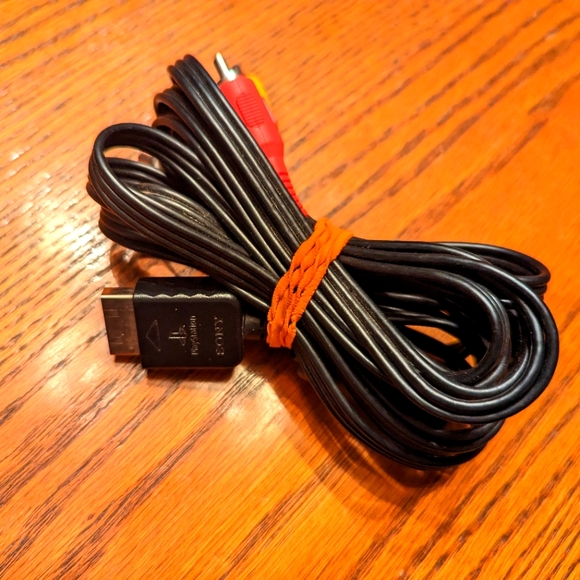 Genuine Audio Video RCA AV Cable for the Sony Playstation PS1 PS2 PS3 Console - Picture 1 of 4